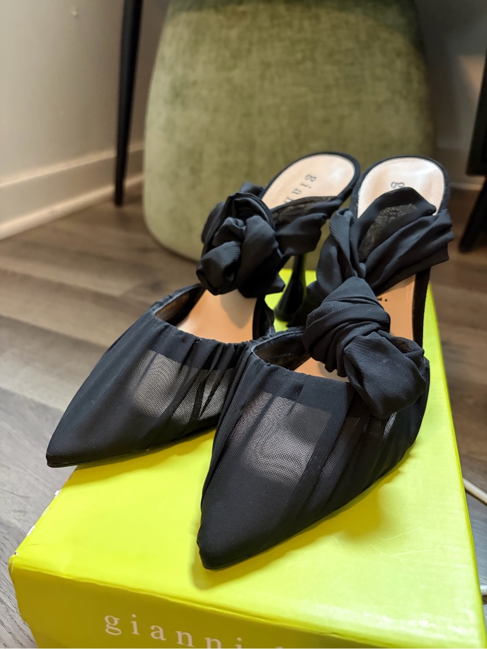 Black Gianni Bini Heels - Picture 3 of 8